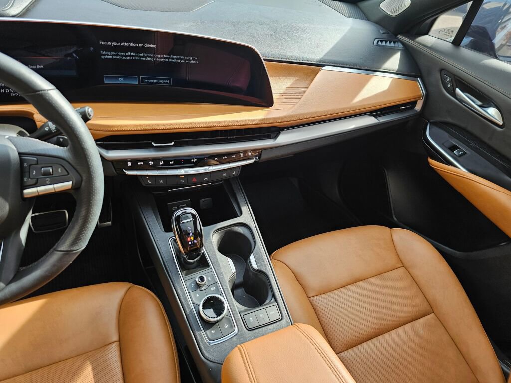 Used 2025 Cadillac XT4 Sport image 21