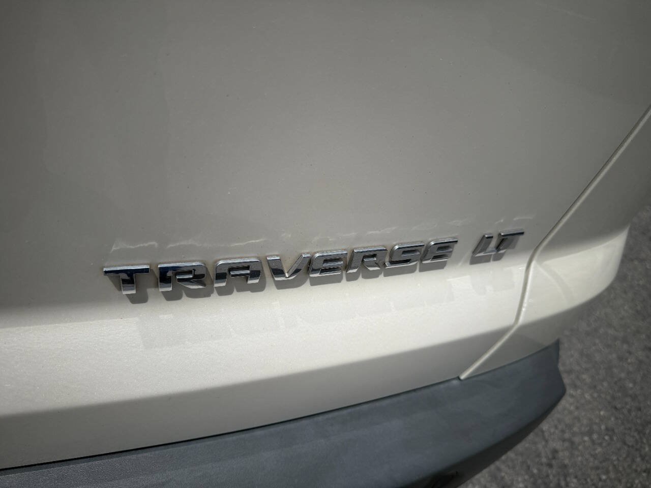 Used 2012 Chevrolet Traverse LT AWD/4WD image 19