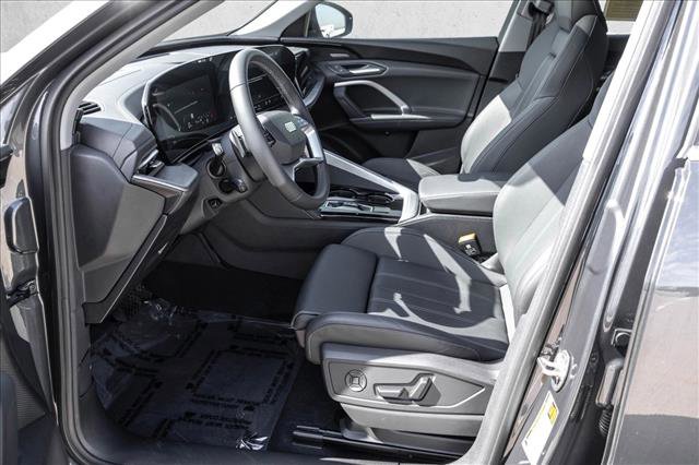 Certified 2025 Audi Q5 Premium Plus AWD/4WD image 12
