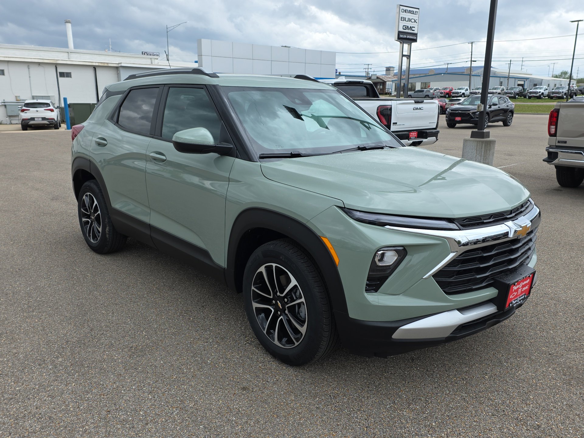 New 2026 Chevrolet TrailBlazer LT image 2