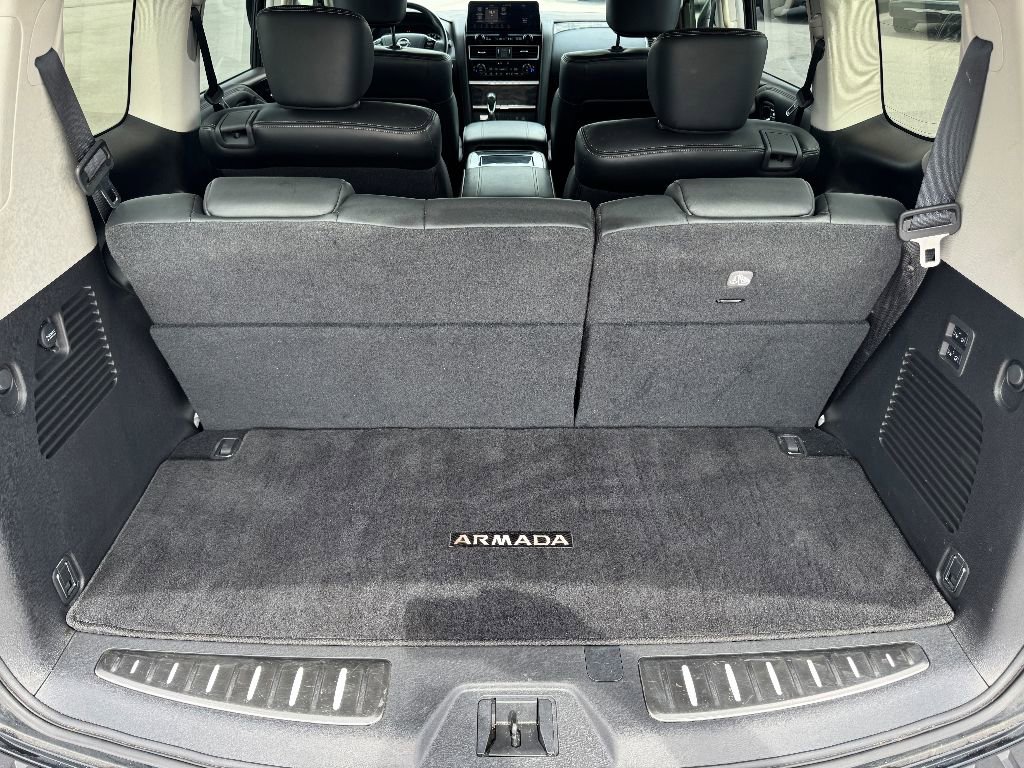 Used 2024 Nissan Armada Platinum w/ Captain's Chairs Package image 13