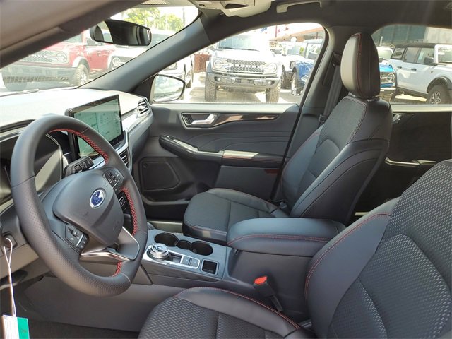 New 2025 Ford Escape ST-Line w/ Equipment Group 301A image 17