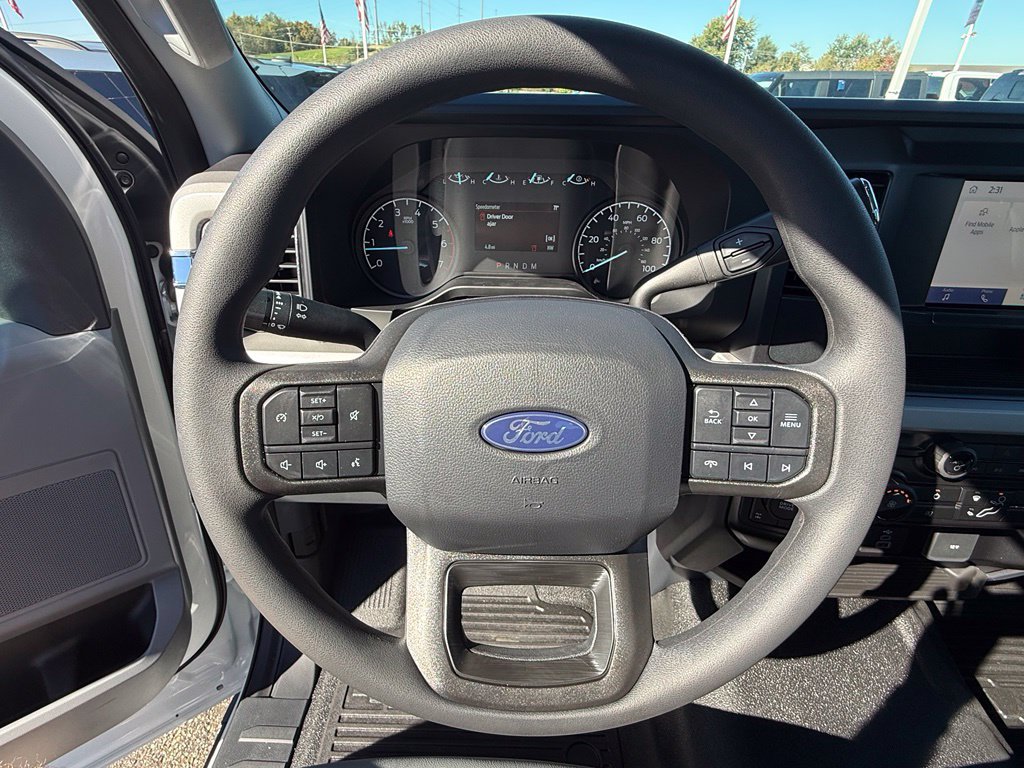 New 2027 Ford F250 XL w/ XL Chrome Package AWD/4WD image 8