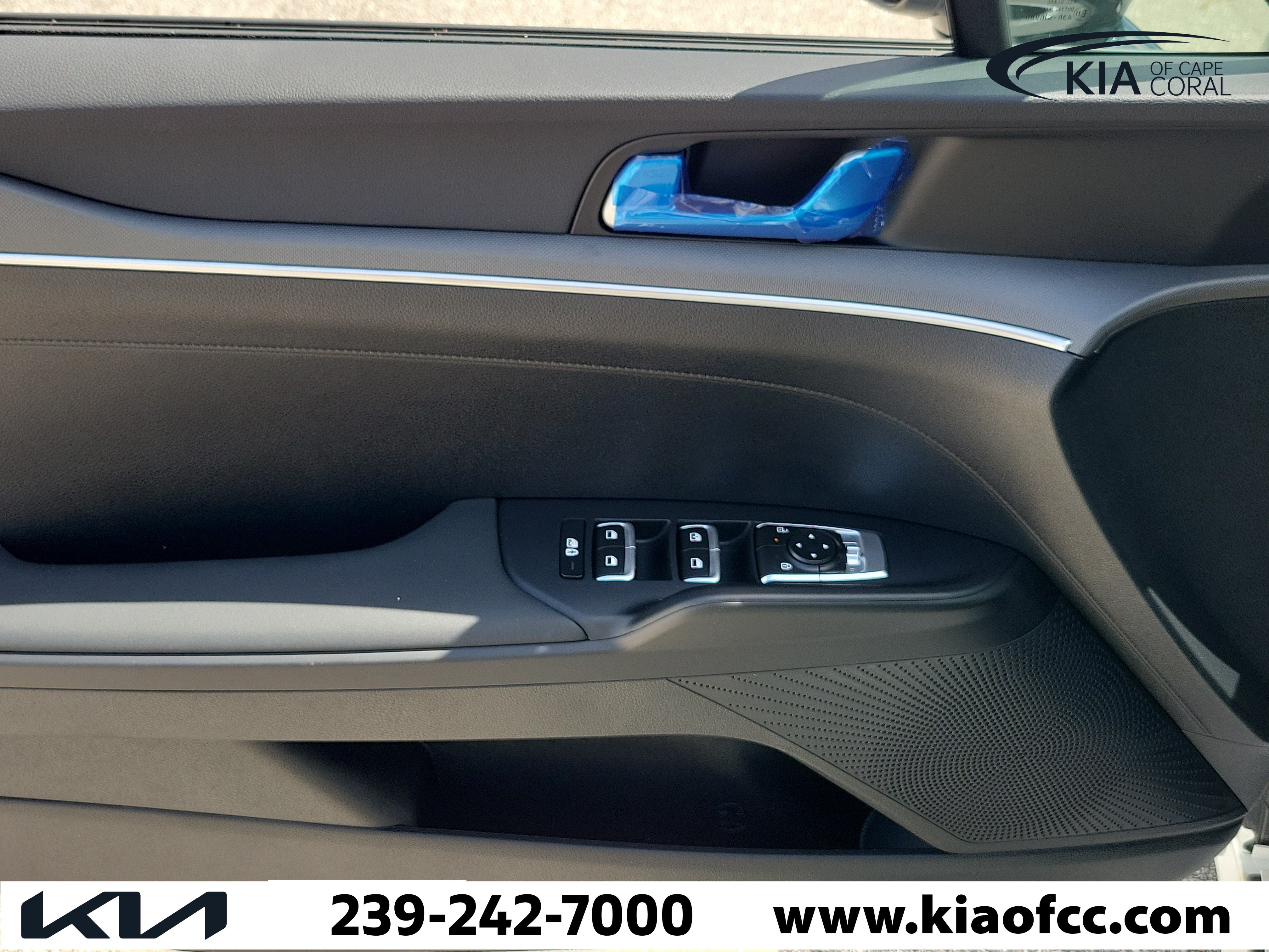 New 2026 Kia K5 LXS FWD image 22