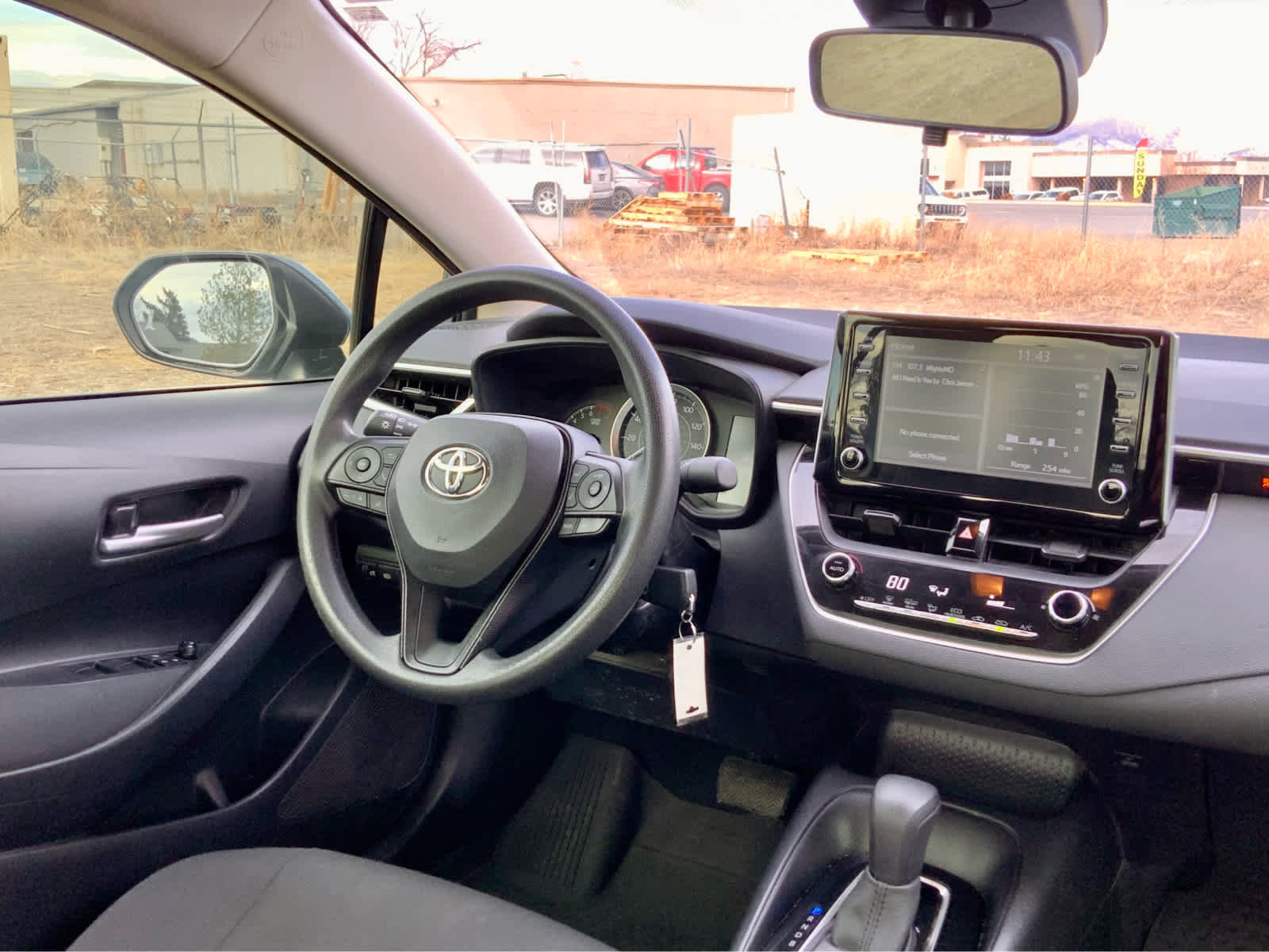 Used 2020 Toyota Corolla LE image 33