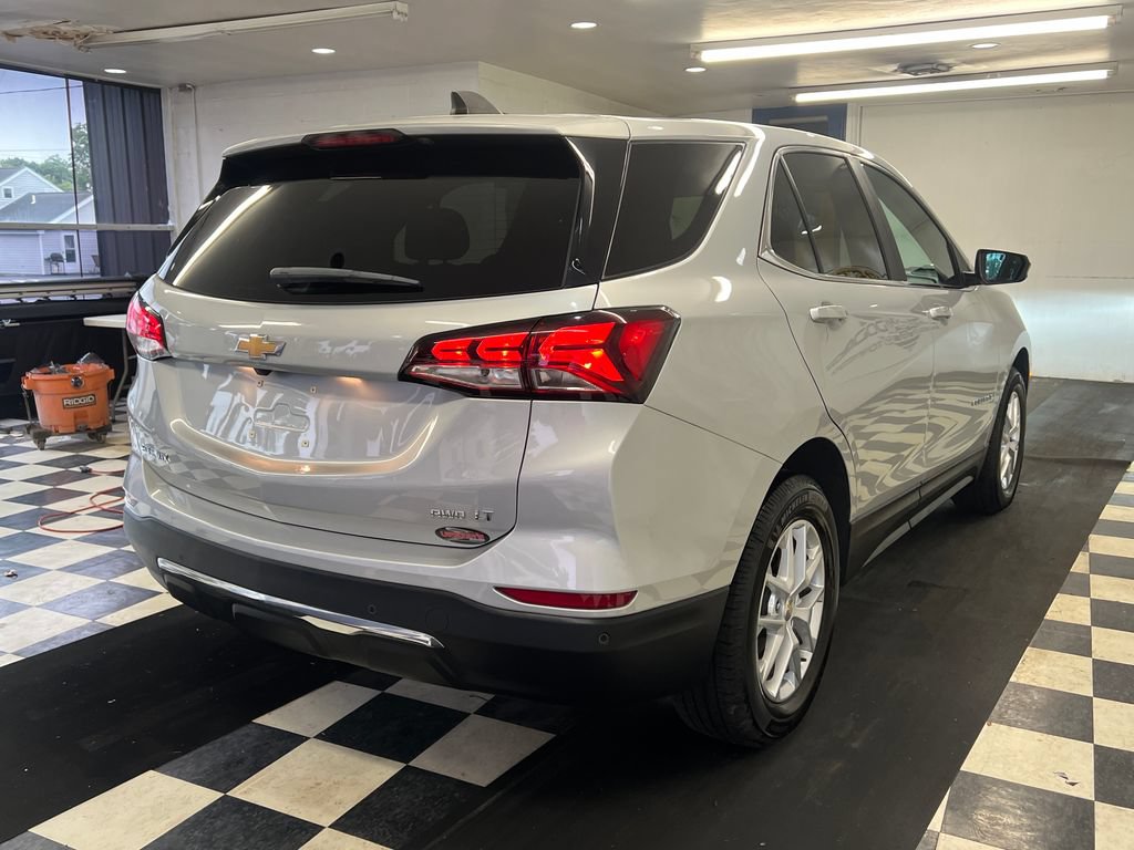 Used 2022 Chevrolet Equinox LT AWD/4WD image 13