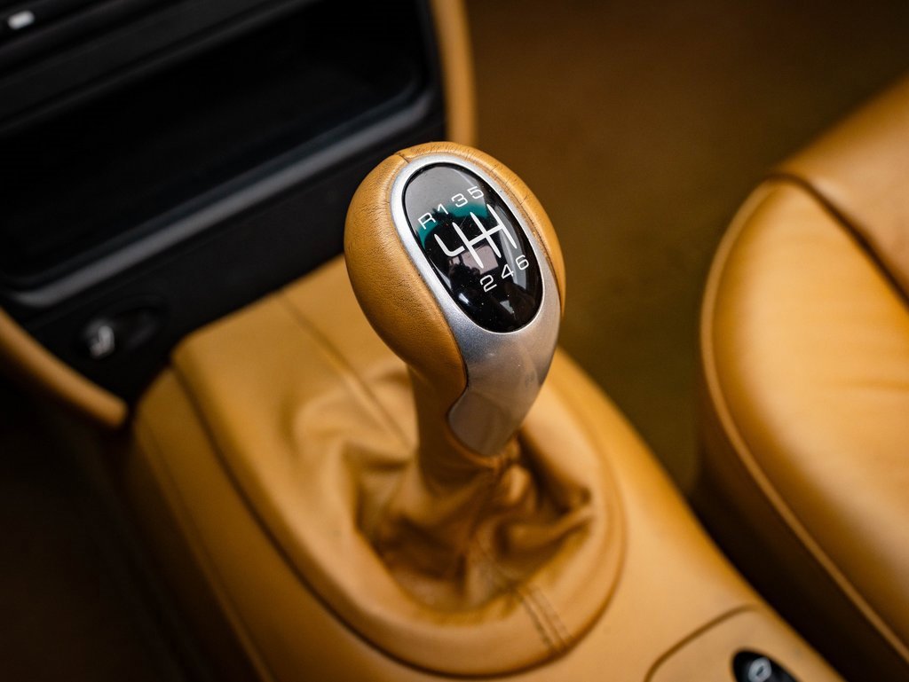 Used 2003 Porsche 911 Carrera image 28