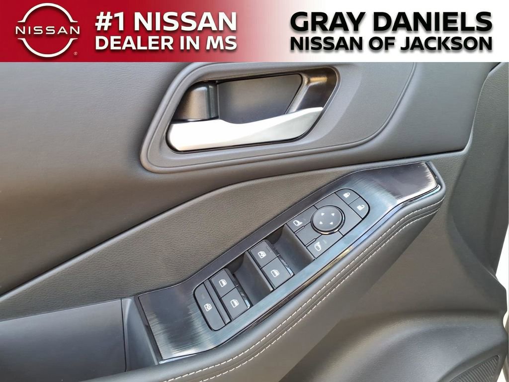 New 2026 Nissan Rogue SV image 12