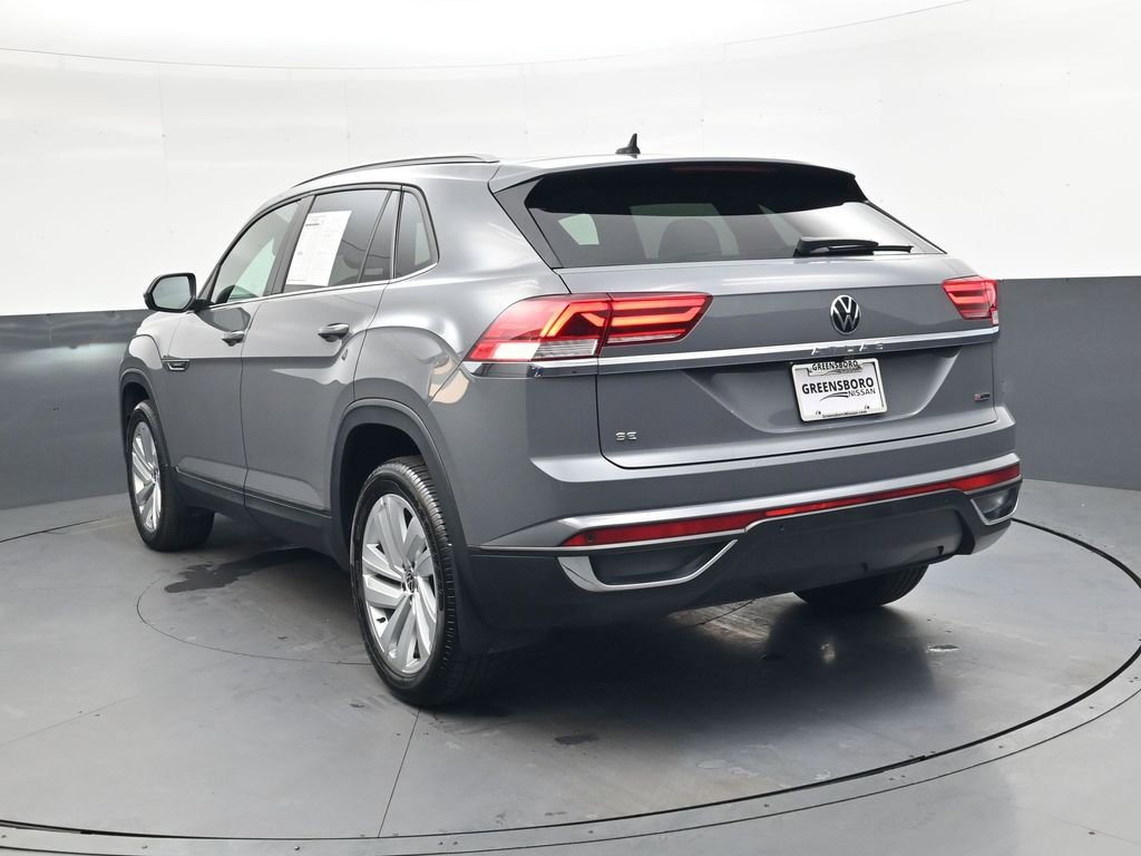 Used 2022 Volkswagen Atlas Cross Sport SE w/ Panoramic Sunroof Package image 5