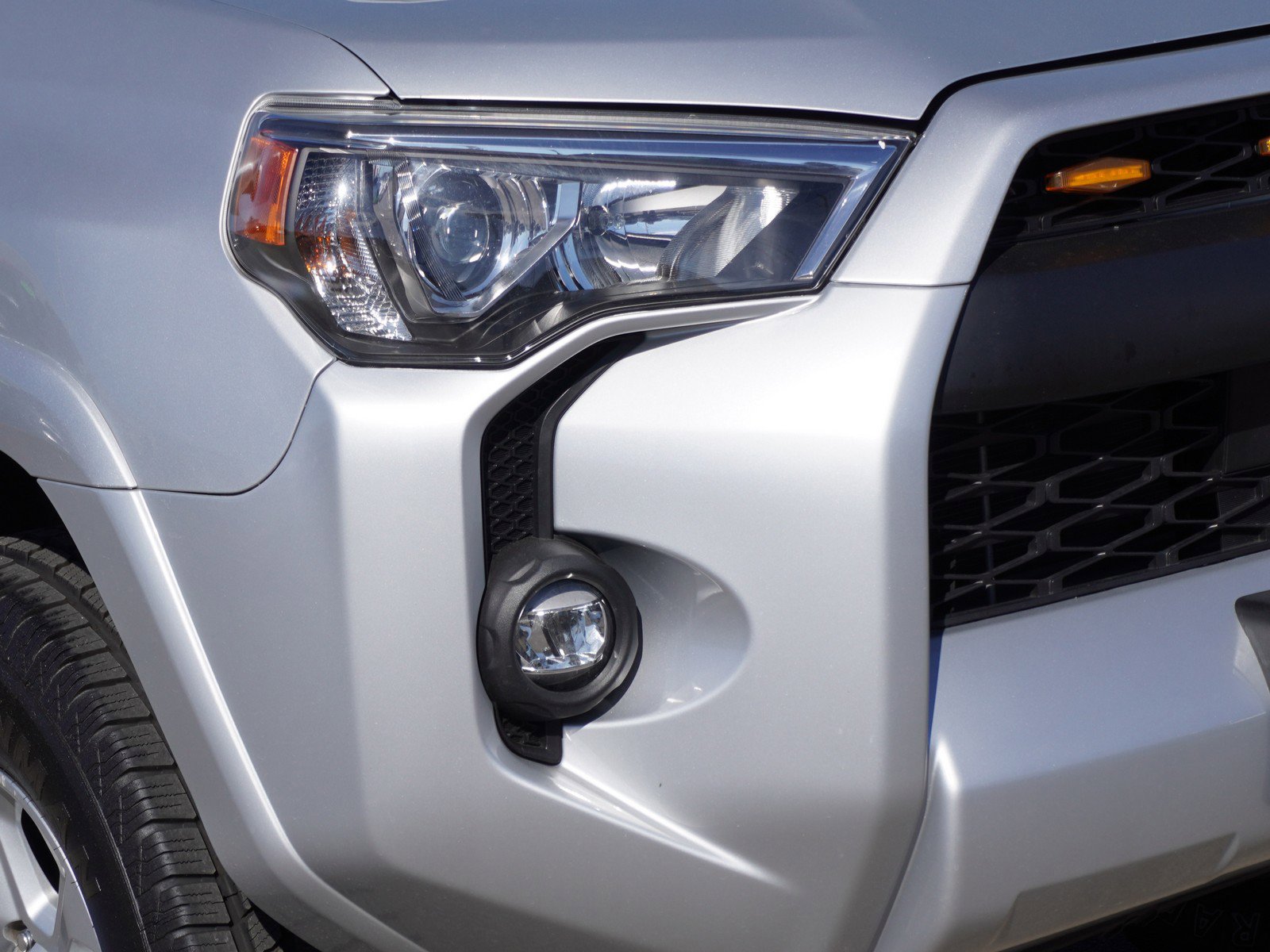 Used 2023 Toyota 4Runner SR5 image 3