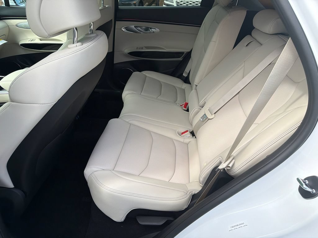 New 2027 Genesis GV70 2.5T AWD/4WD image 23