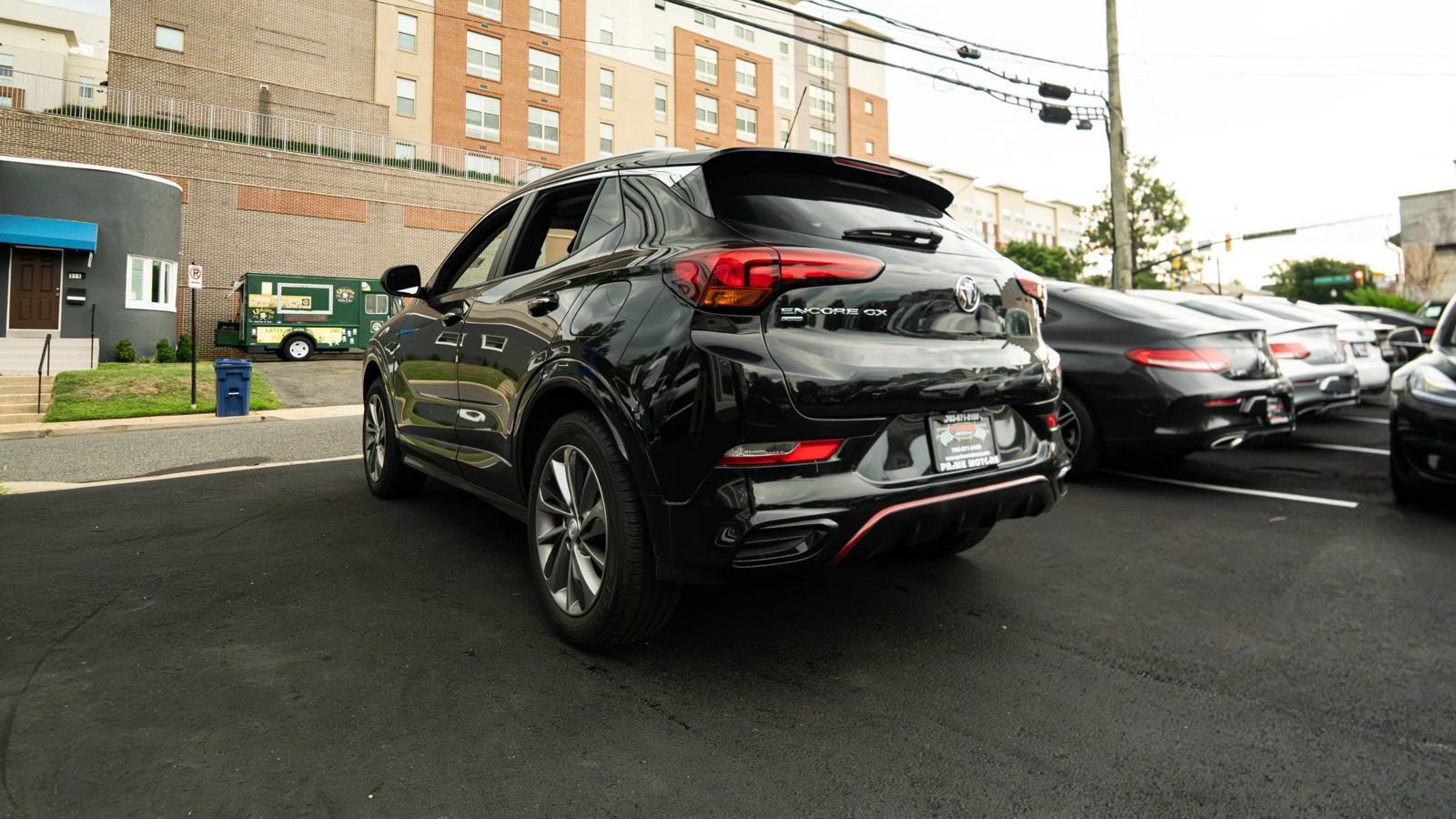 Used 2022 Buick Encore GX Select w/ Sport Touring Package AWD/4WD image 4