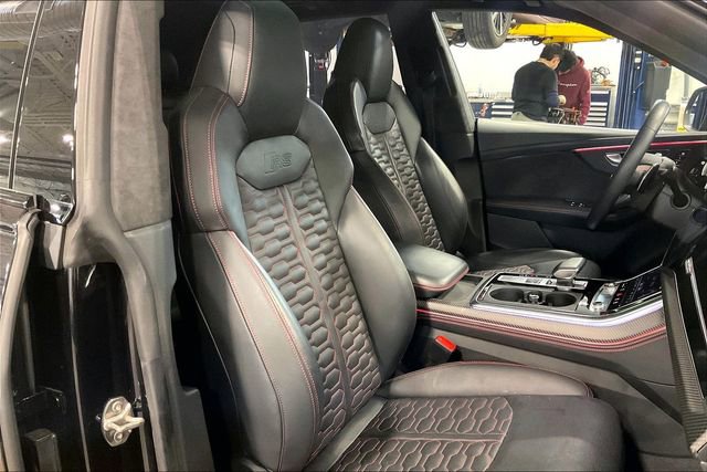 Certified 2021 Audi RS Q8 AWD/4WD image 7