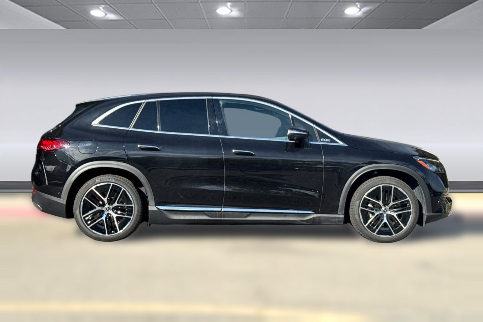 Certified 2023 Mercedes-Benz EQE 350+ 4MATIC SUV image 8