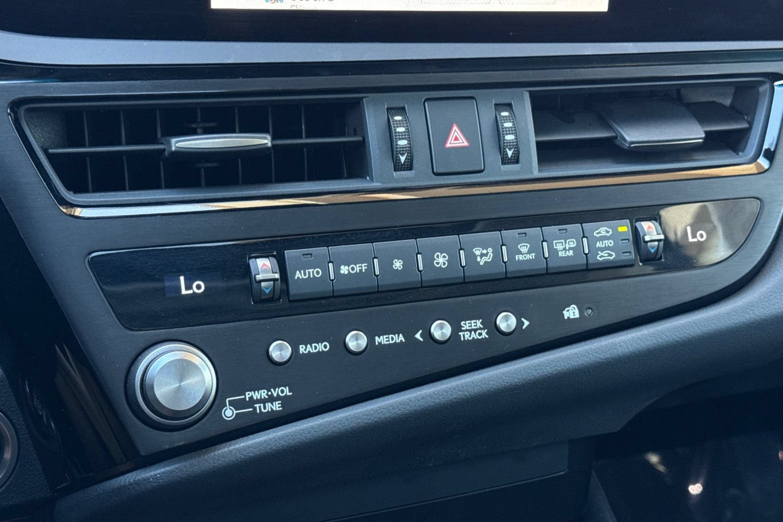 Certified 2025 Lexus ES 350 w/ Accessory Package (Z1) FWD image 23
