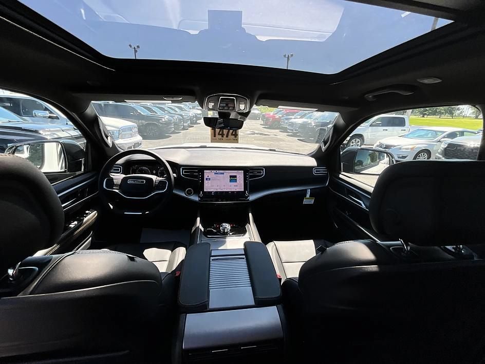 New 2026 Jeep Grand Wagoneer L 4WD image 36