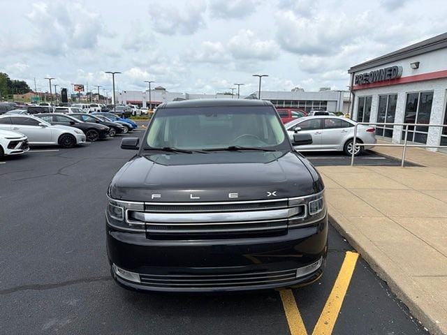 Used 2019 Ford Flex Limited w/ Equipment Group 303A AWD/4WD image 9