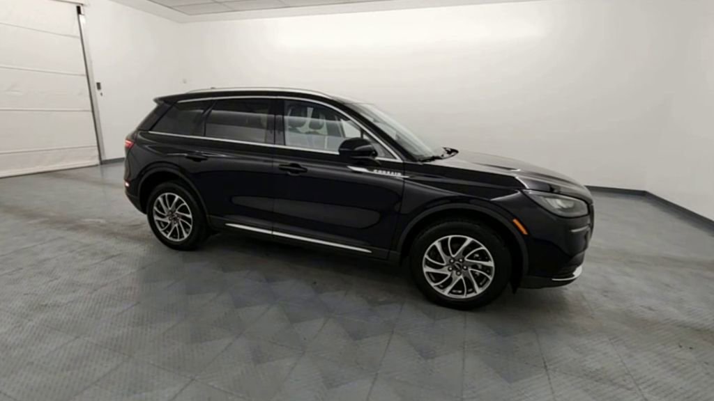 Used 2022 Lincoln Corsair AWD w/ Equipment Group 101A image 9