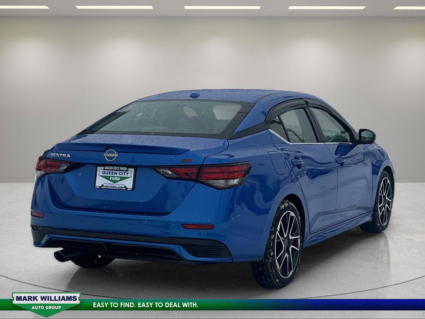 Used 2024 Nissan Sentra SR w/ SR Premium Package image 3