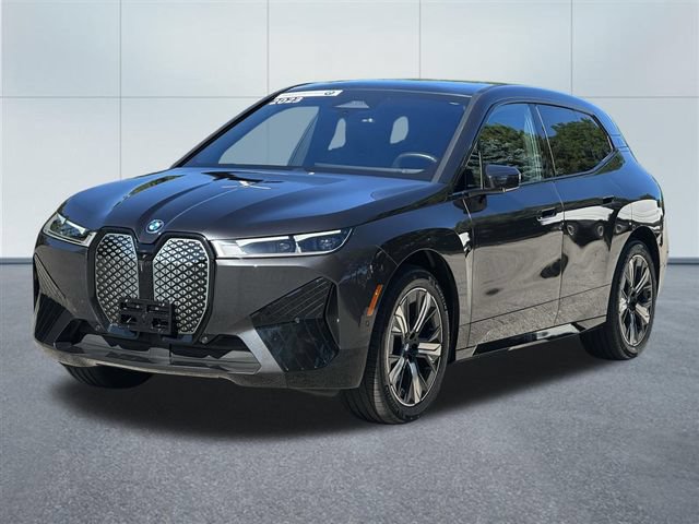 Certified 2023 BMW iX xDrive50 w/ Sport Package AWD/4WD image 10