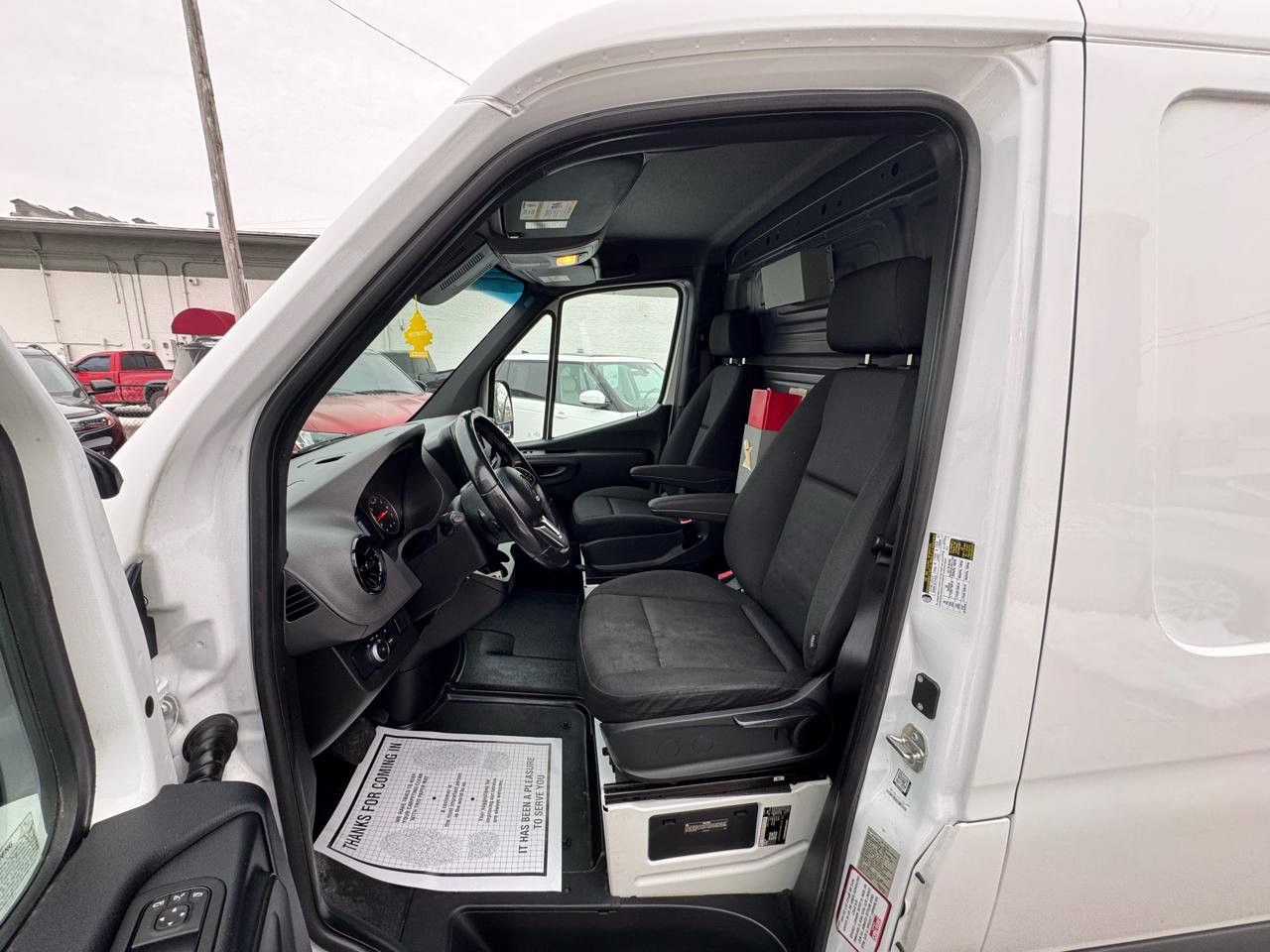 Used 2022 Mercedes-Benz Sprinter 1500 image 15