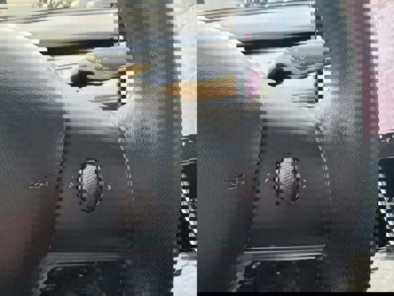 Used 2020 Tesla Model 3 Standard Range Plus image 17