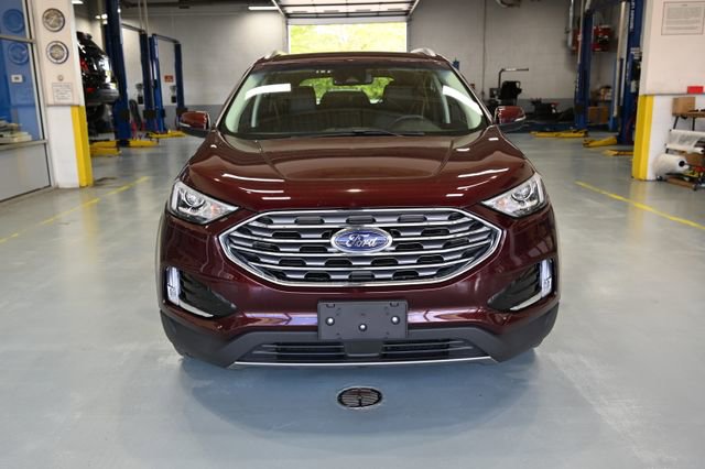 Used 2020 Ford Edge SEL w/ Convenience Package AWD/4WD image 2