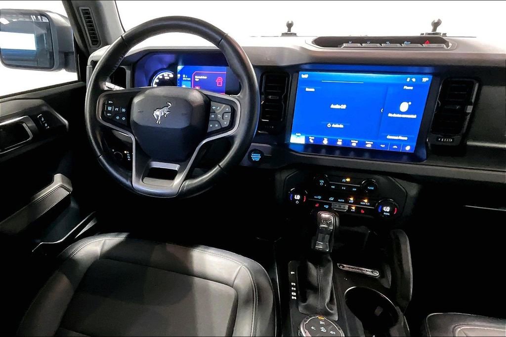 Used 2023 Ford Bronco Everglades image 7