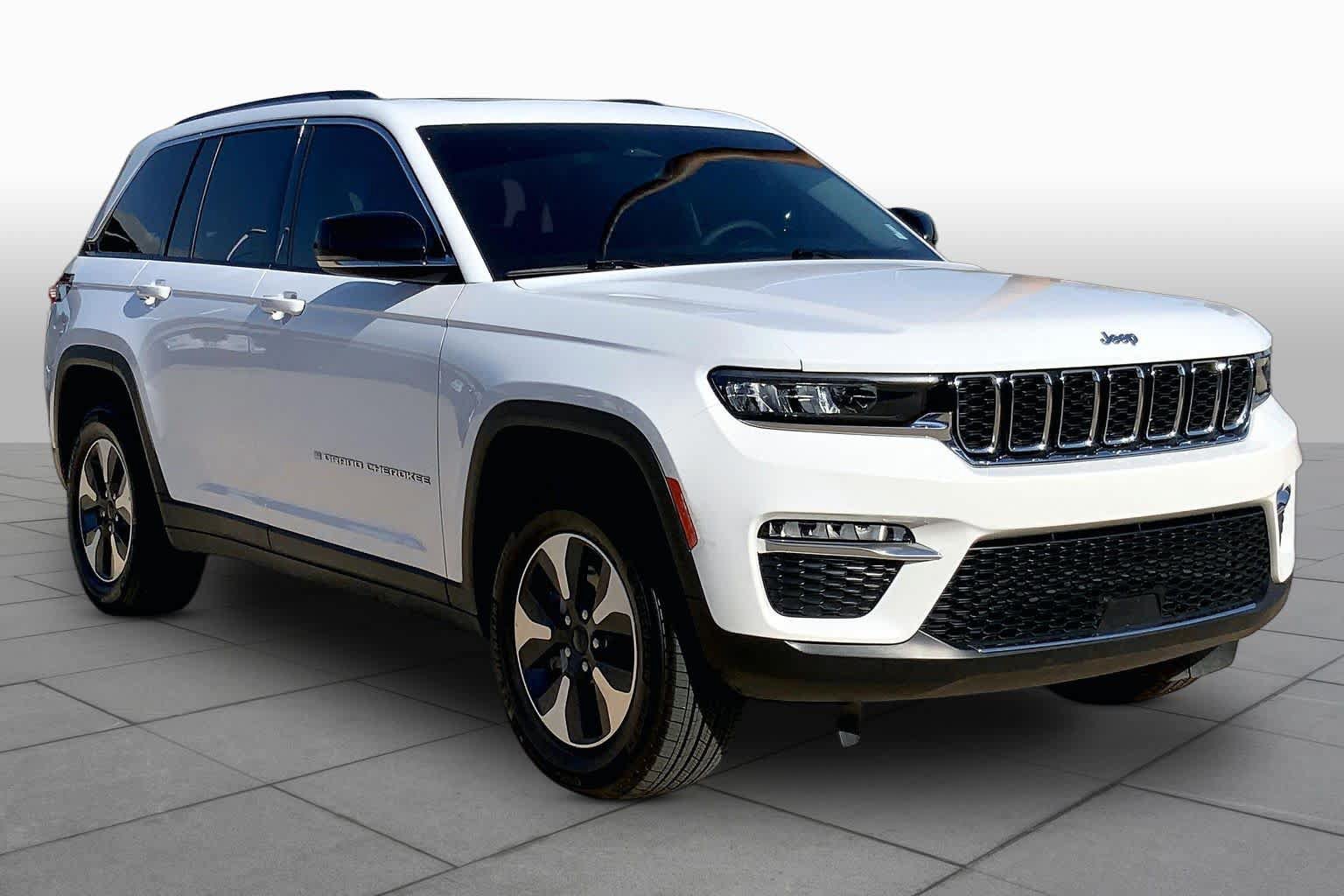 Used 2022 Jeep Grand Cherokee Limited 4xe AWD/4WD image 3