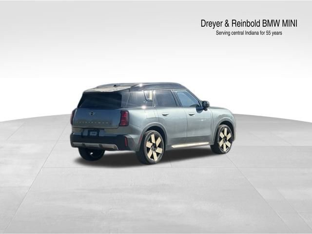 Certified 2025 MINI Cooper Countryman S image 3