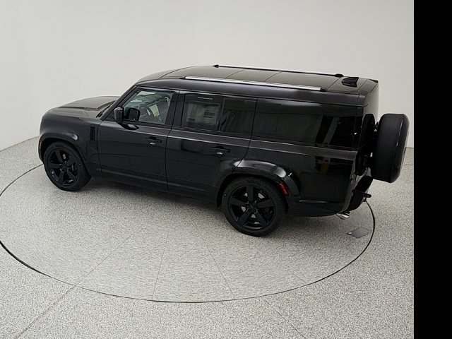 New 2026 Land Rover Defender 130 V8 AWD/4WD image 19