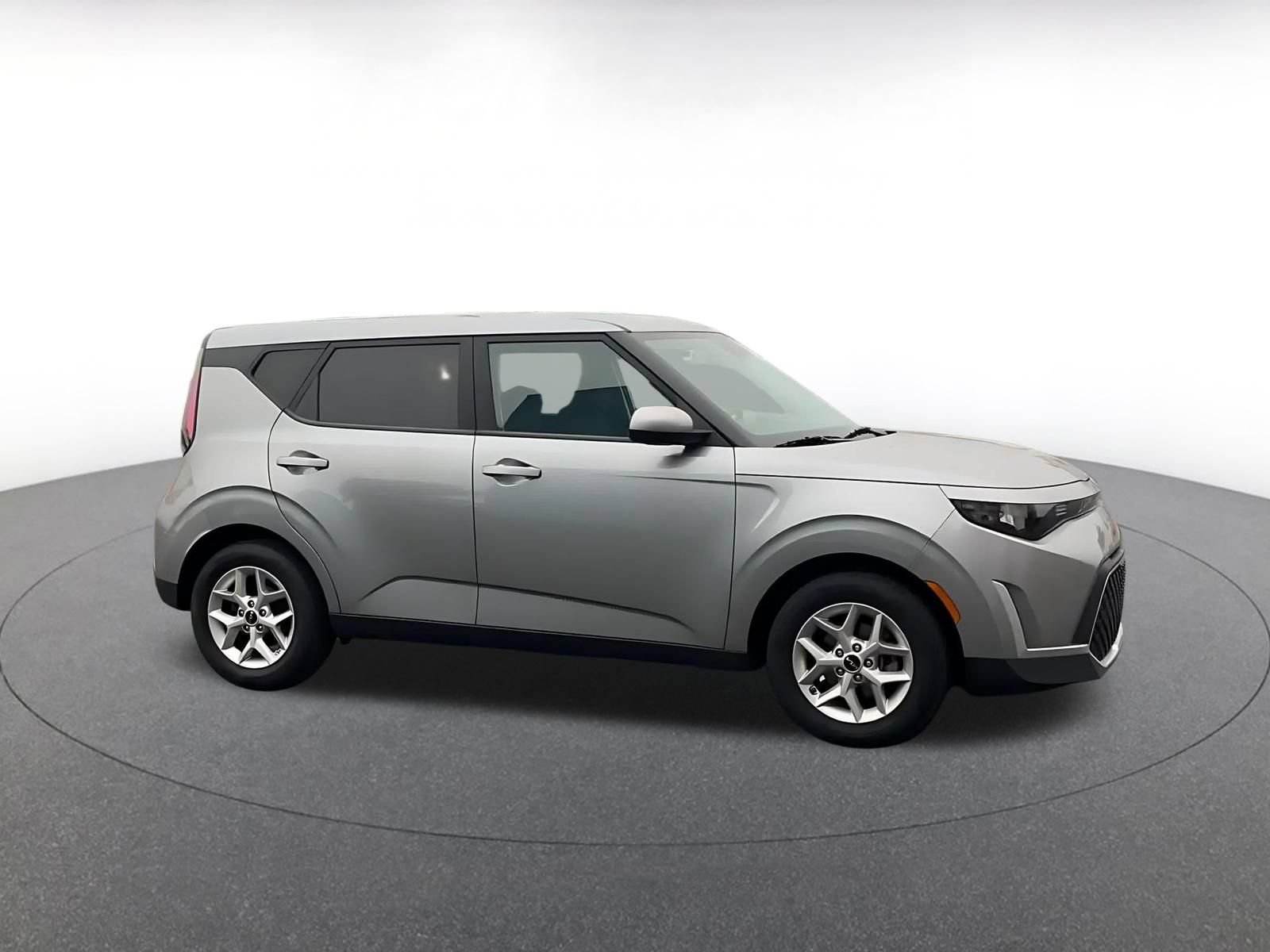 Used 2025 Kia Soul LX w/ LX Technology Package FWD video 2
