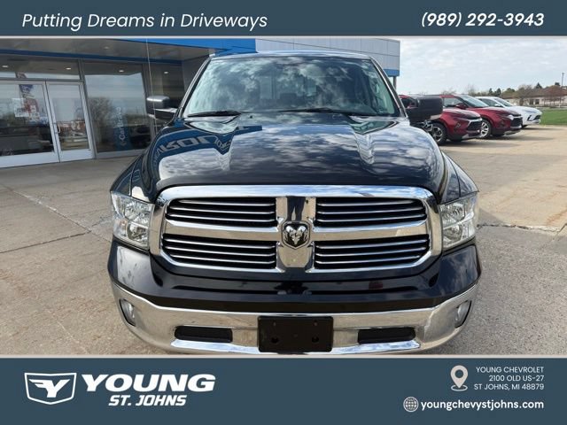 Used 2018 RAM 1500 Classic SLT w/ SLT Plus D←cor Group AWD/4WD image 8