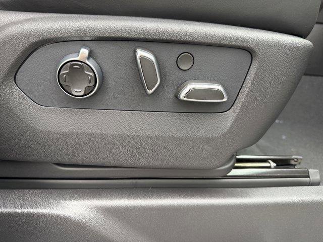 New 2026 GMC Sierra 3500 Denali Ultimate image 28