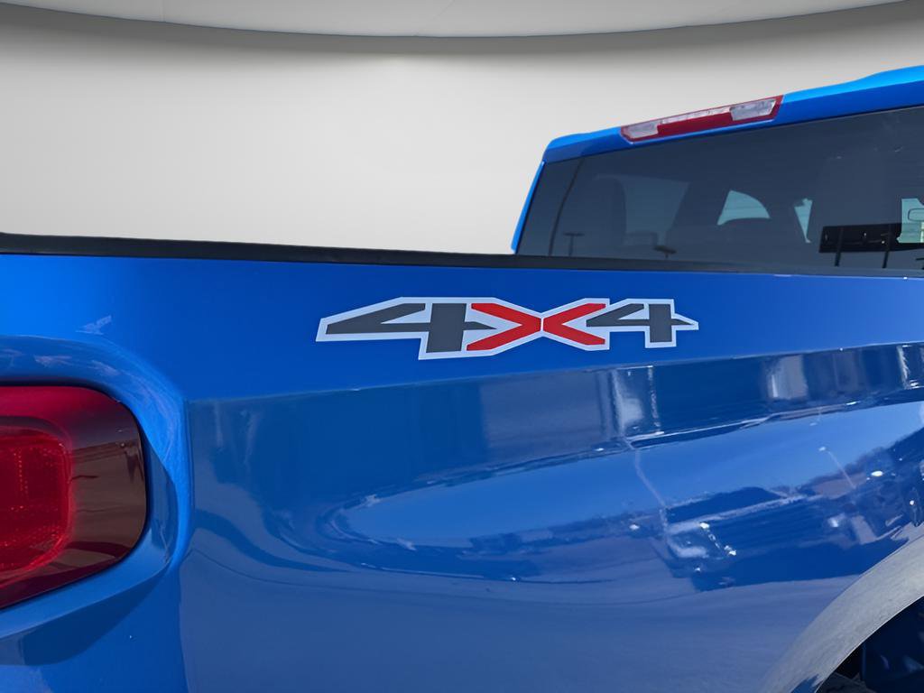 Used 2025 Chevrolet Silverado 1500 LT image 11