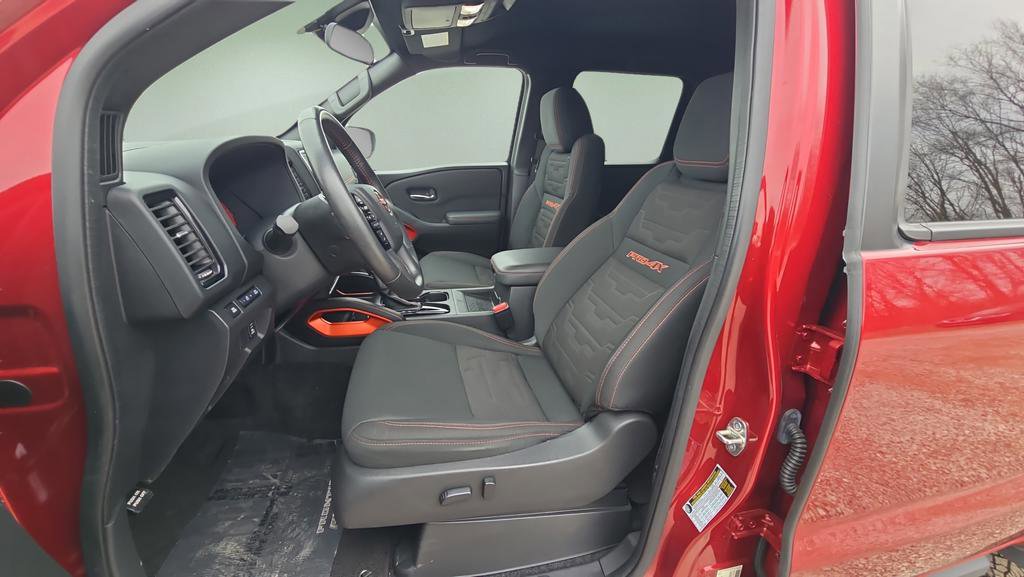 Used 2023 Nissan Frontier PRO-4X w/ Pro Convenience Package AWD/4WD image 16