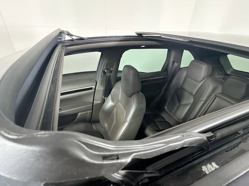 Used 2017 Porsche Cayenne S AWD/4WD image 25