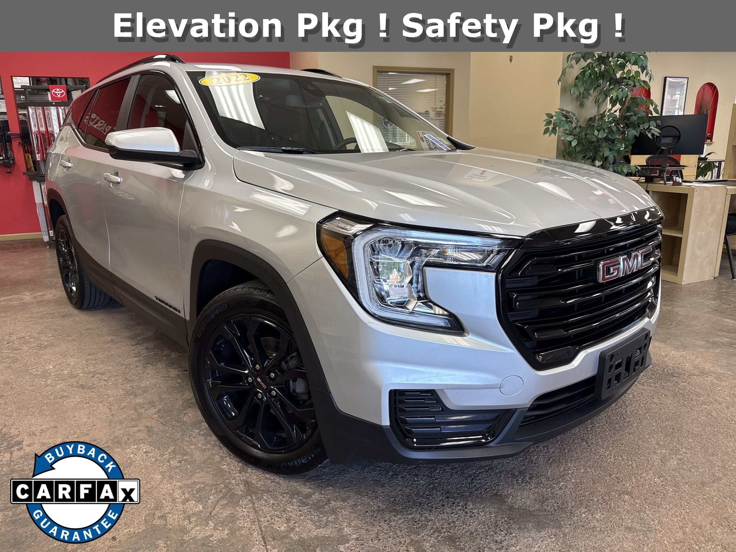 Used 2022 GMC Terrain SLE w/ Driver Convenience Package