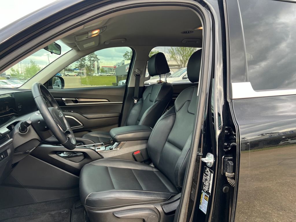 Used 2024 Kia Telluride LX image 10