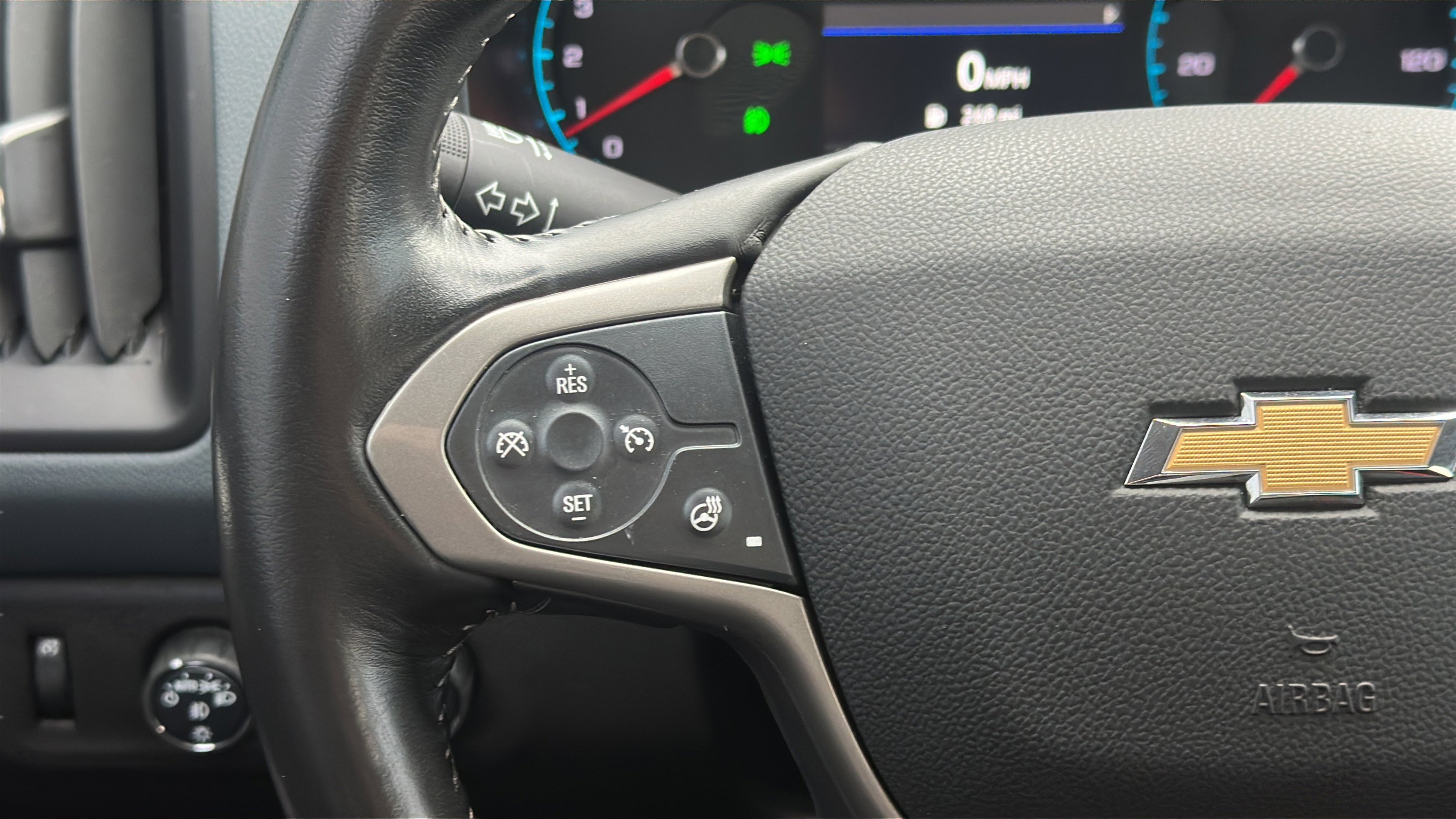 Used 2022 Chevrolet Colorado Z71 image 11