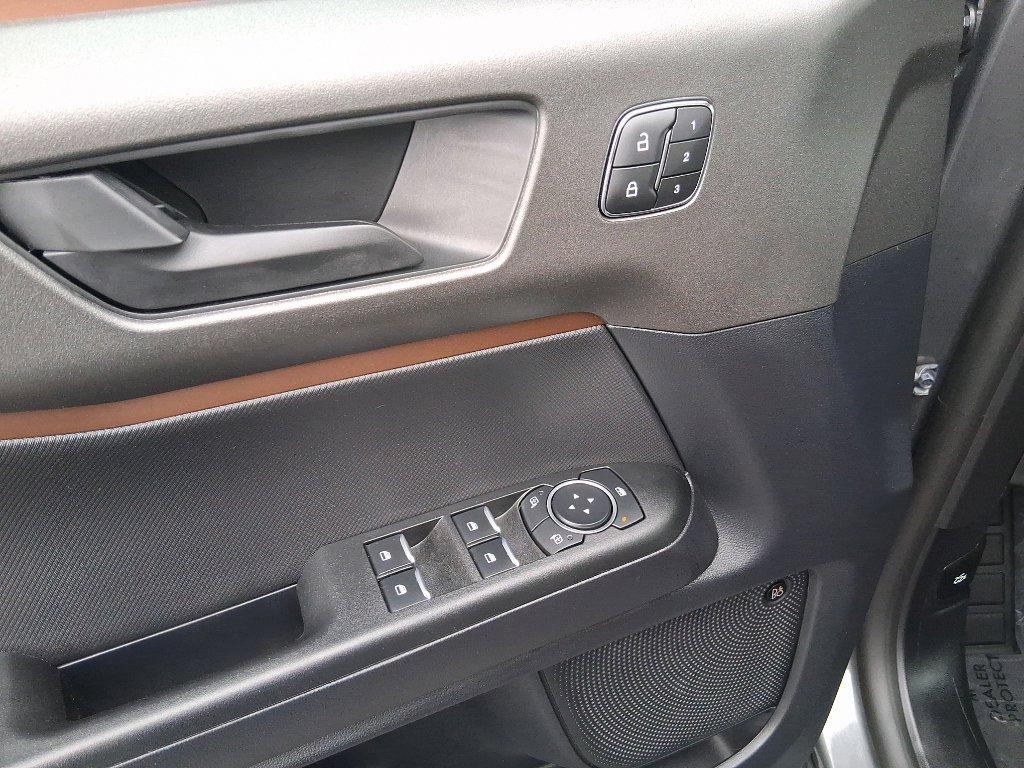 Used 2025 Ford Bronco Sport Outer Banks w/ Outer Banks Tech Package+ image 12