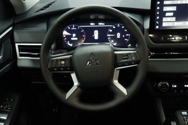 New 2026 Mitsubishi Outlander SE FWD image 20