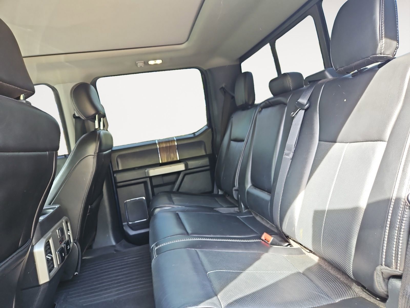 Used 2020 Ford F150 Lariat w/ Equipment Group 502A Luxury image 13