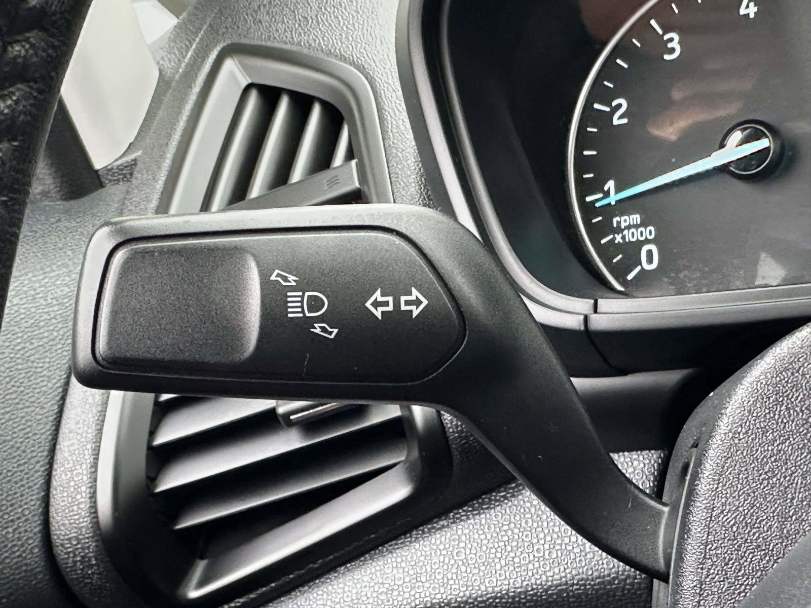 Certified 2022 Ford EcoSport Titanium w/ Interior Protection Package image 31