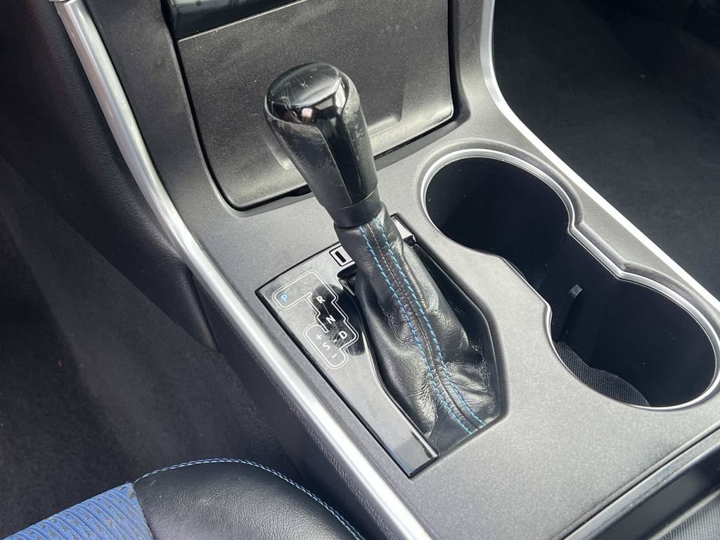 Used 2016 Toyota Camry SE FWD image 40