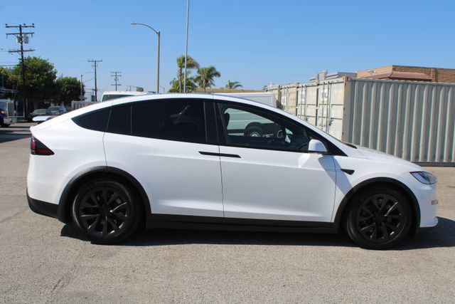 Used 2023 Tesla Model X AWD/4WD image 3