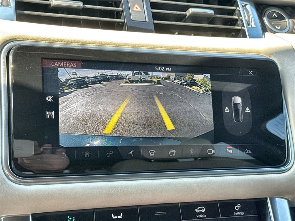 Used 2022 Land Rover Range Rover Sport HST image 25
