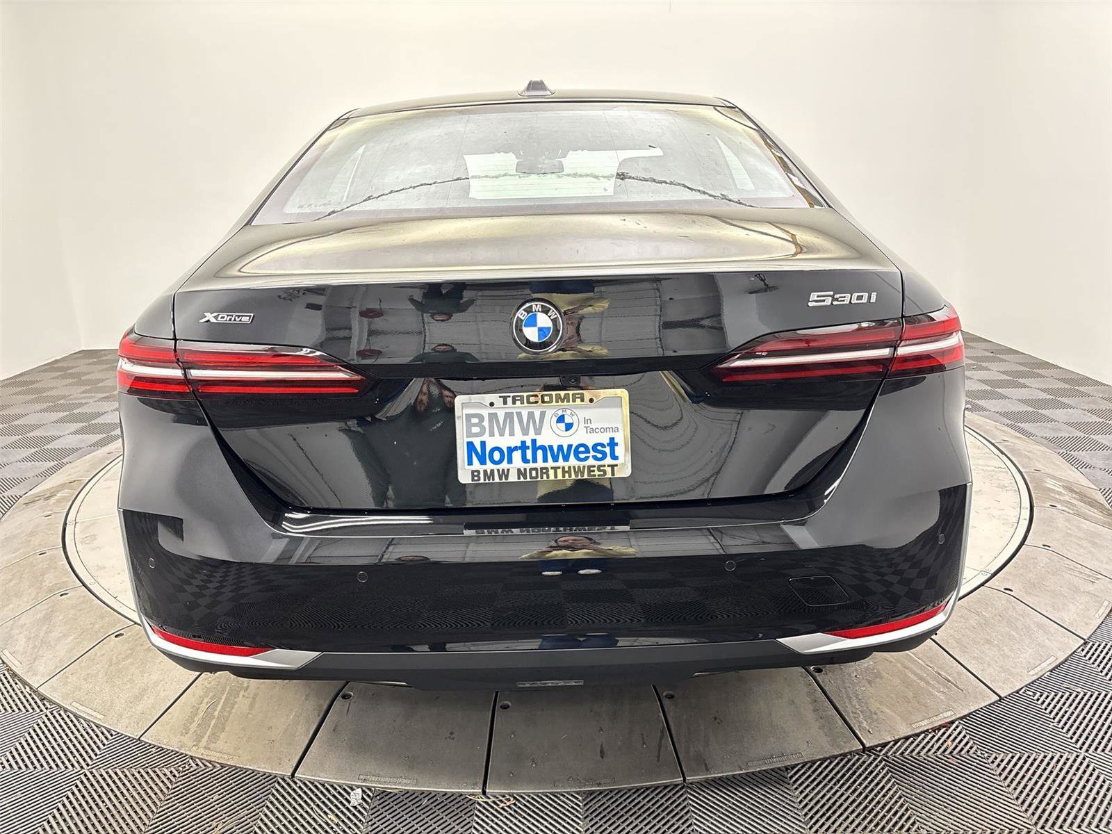 New 2026 BMW 530i xDrive w/ Premium Package image 15