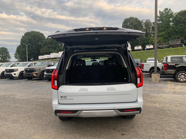 Certified 2025 Ford Expedition Platinum AWD/4WD image 8