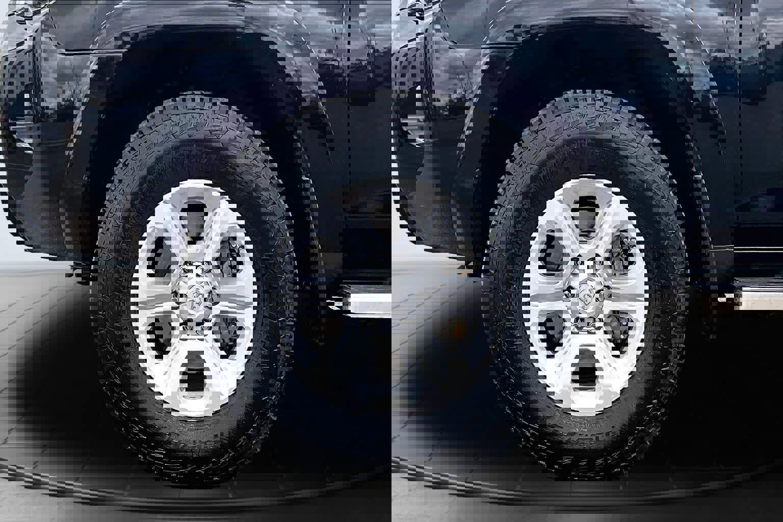 Used 2020 Toyota 4Runner SR5 image 8